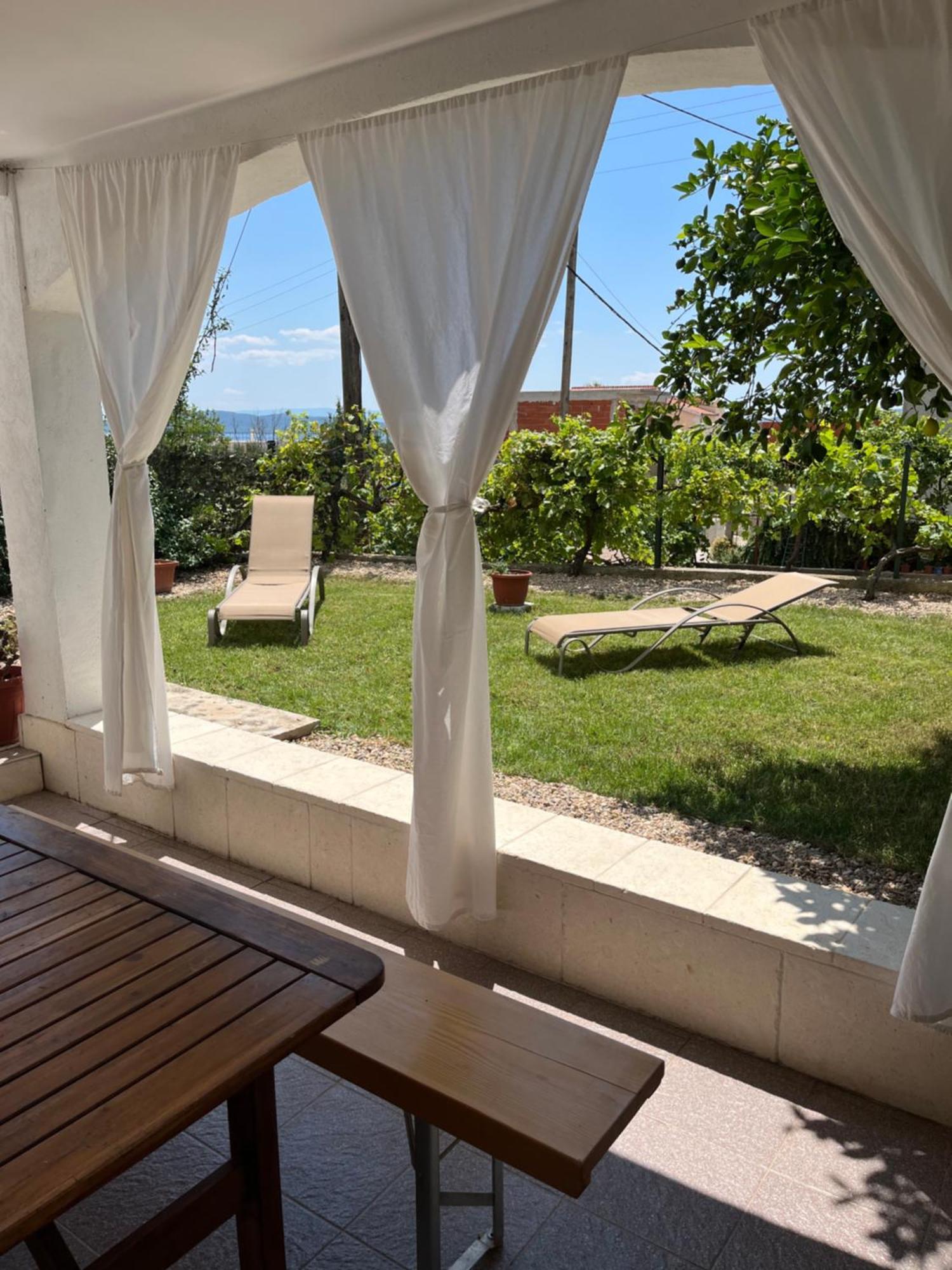 Apartment Finally Kastel Stari Exterior photo